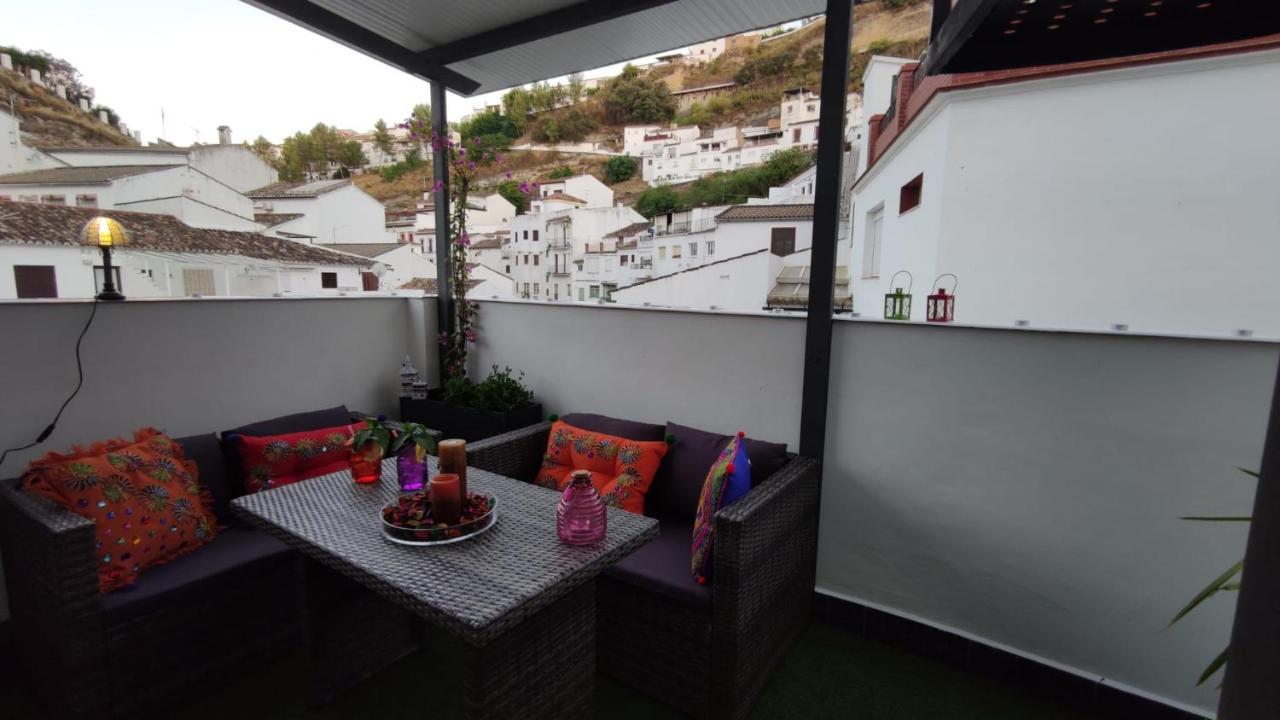 El Nido De La Galeria Lejlighed Setenil De Las Bodegas Eksteriør billede