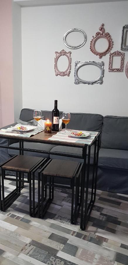 El Nido De La Galeria Lejlighed Setenil De Las Bodegas Eksteriør billede